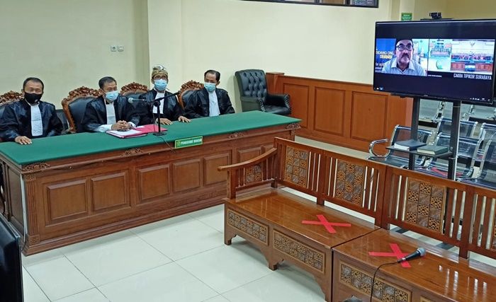 Camat Duduksampeyan Mulai Jalani Sidang Kasus Korupsi Anggaran Kecamatan Camat Duduksampeyan Mulai Jalani Sidang Kasus Korupsi Anggaran Kecamatan