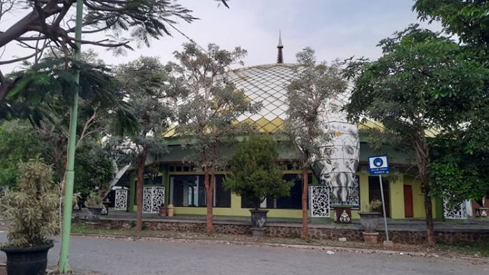 Telan Rp8 Miliar, Proses Relokasi Rest Area Di Tuban Gusur PKL Tanpa Solusi Telan Rp8 Miliar, Proses Relokasi Rest Area Di Tuban Gusur PKL Tanpa Solusi