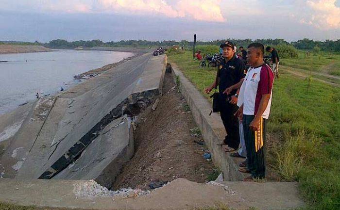 Jika tidak Segera Diperbaiki, Jembatan Bendung Gerak Bisa Runtuh