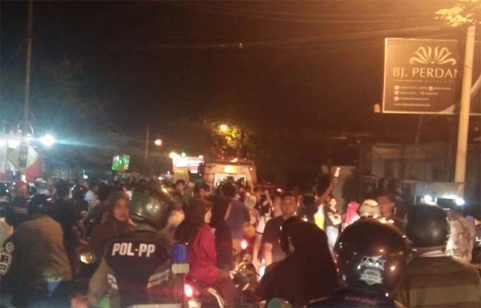 Hotel PJ Perdana di Kota Pasuruan Terbakar Hotel PJ Perdana di Kota Pasuruan Terbakar