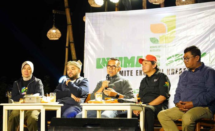 Njagong Bareng, Pemkot Batu Jalin Dialog dengan Pelaku Ekonomi Kreatif Njagong Bareng, Pemkot Batu Jalin Dialog dengan Pelaku Ekonomi Kreatif