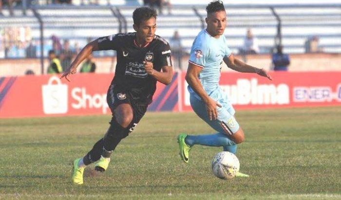 Dikalahkan PSIS, Persela Terpuruk di Zona Merah