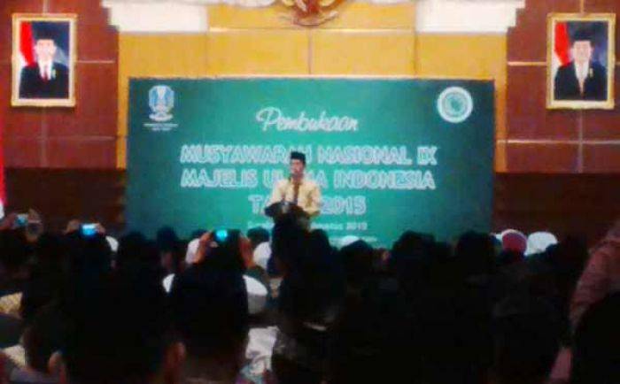 Presiden Jokowi Buka Munas IX MUI di Surabaya Presiden Jokowi Buka Munas IX MUI di Surabaya