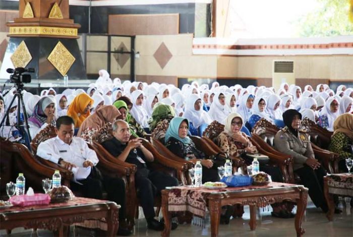 800 Guru PAUD di Tuban Dapat Pelatihan 800 Guru PAUD di Tuban Dapat Pelatihan