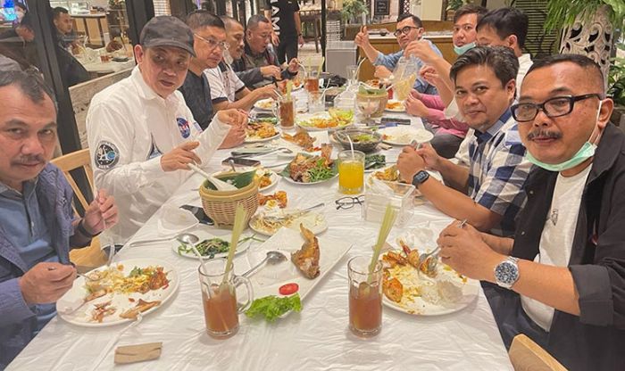 Jelang Musda Demokrat Jatim, 10 Ketua DPC Pendukung Emil Gelar Konsolidasi Jelang Musda Demokrat Jatim, 10 Ketua DPC Pendukung Emil Gelar Konsolidasi