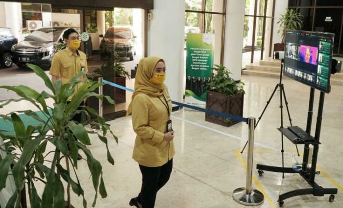 Cegah Sebaran Covid-19, Petrokimia Gresik Telah Rapid Test 17.654 Karyawan Cegah Sebaran Covid-19, Petrokimia Gresik Telah Rapid Test 17.654 Karyawan