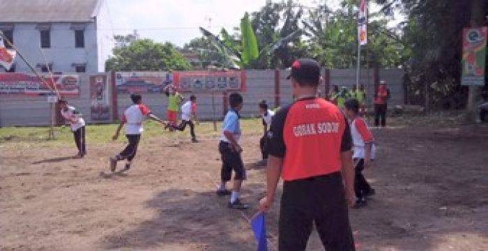 Lestarikan Permainan Tradisional, Pemkot Blitar Gelar Lomba Gobak Sodor Lestarikan Permainan Tradisional, Pemkot Blitar Gelar Lomba Gobak Sodor