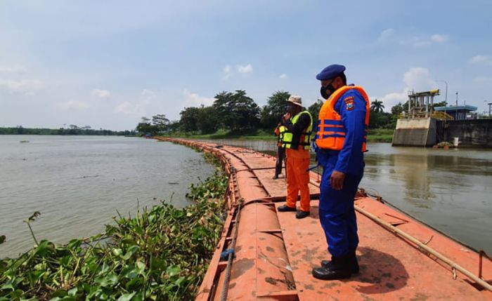 Sepekan Hilang Tenggelam di Sungai Brantas, Pencarian Bocah 8 Tahun Masih Nihil Sepekan Hilang Tenggelam di Sungai Brantas, Pencarian Bocah 8 Tahun Masih Nihil