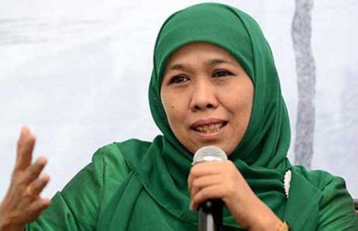 Khofifah: Ponpes Jadi Benteng Pertahanan Khofifah: Ponpes Jadi Benteng Pertahanan