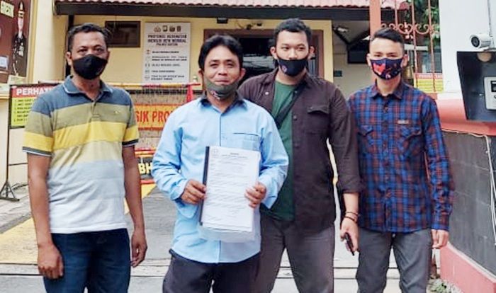 Relawan Bagus Laporkan Akun FB Diduga Penyebar Kampanye Hitam Cawabup Alif Relawan Bagus Laporkan Akun FB Diduga Penyebar Kampanye Hitam Cawabup Alif