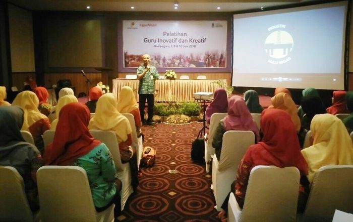 ​EMCL Gandeng Yayasan Adiluhung Beri Pelatihan 1.320 Guru Inovatif