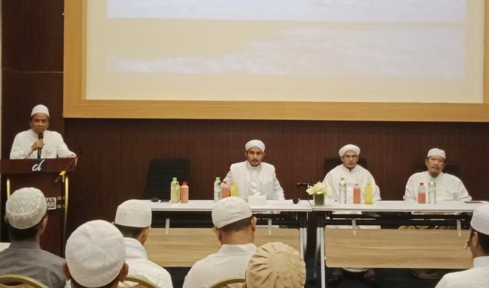 Petinggi NU Pasuruan Hadiri Seminar Nasional FSI Petinggi NU Pasuruan Hadiri Seminar Nasional FSI