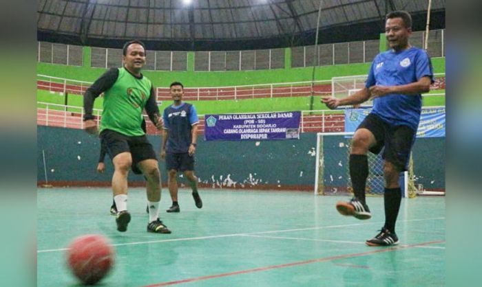 Haornas, Komunitas Wasit dan Wartawan Sidoarjo Futsal Bersama Haornas, Komunitas Wasit dan Wartawan Sidoarjo Futsal Bersama