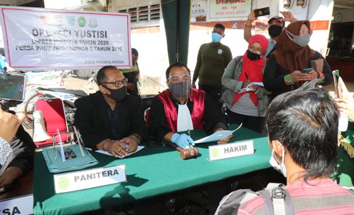 Jelang Pemberlakuan Denda, Pemkot Probolinggo Gencar Lakukan Operasi Yustisi Protkes Jelang Pemberlakuan Denda, Pemkot Probolinggo Gencar Lakukan Operasi Yustisi Protkes