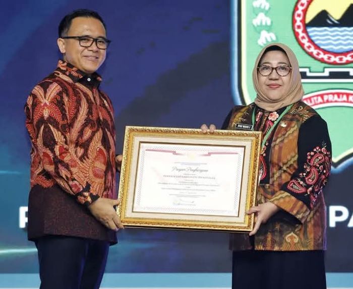 Dua Inovasi Pelayanan Publik Pemkab Trenggalek Diapresiasi Kemenpan RB Dua Inovasi Pelayanan Publik Pemkab Trenggalek Diapresiasi Kemenpan RB