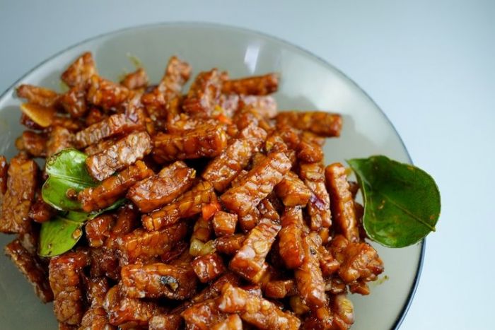 Resep Tempe Orek Kering dan Renyah, Ide Makanan Praktis di Rumah Resep Tempe Orek Kering dan Renyah, Ide Makanan Praktis di Rumah