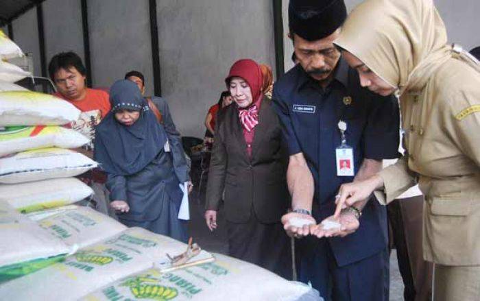 Wali Kota Probolinggo Jamin tak Ada Kenaikan Harga Beras Wali Kota Probolinggo Jamin tak Ada Kenaikan Harga Beras