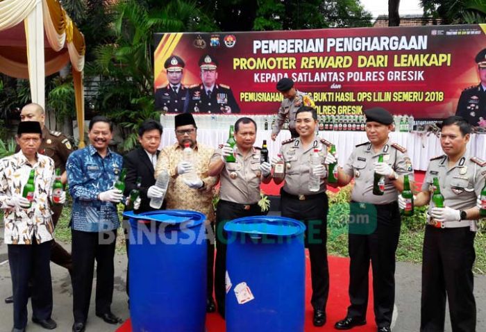 Polres Gresik Beber Kronologi Pesta Miras Maut Warga Mengare di Malam Tahun Baru