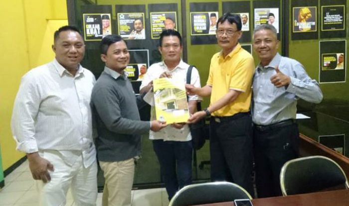 Golkar Gresik Serahkan Hasil Penjaringan dan Survei Bacabup