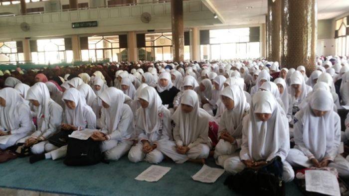 325 Dosen Jadi Pengawas UN di Sidoarjo