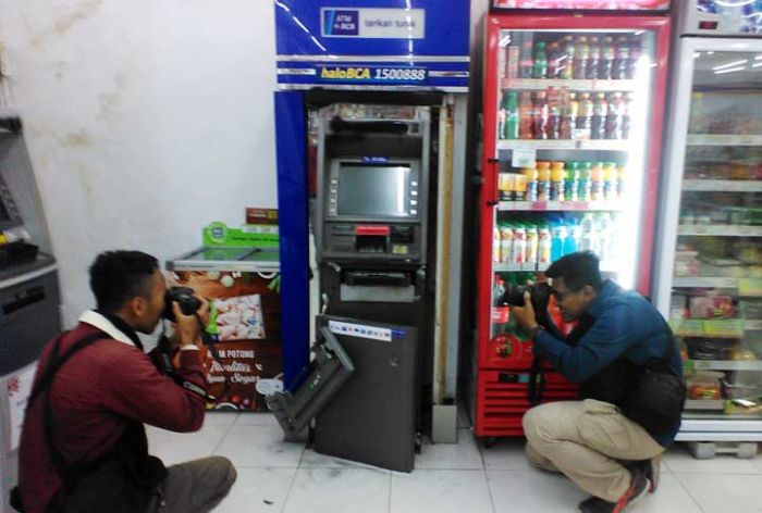 Gagal Bongkar ATM, Pencuri di Madiun Gasak Rokok di Indomart Gagal Bongkar ATM, Pencuri di Madiun Gasak Rokok di Indomart