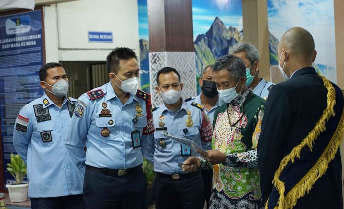 Evaluasi Standar Pelayanan, Ombudsman Perwakilan Jatim Kunjungi Imigrasi Malang Evaluasi Standar Pelayanan, Ombudsman Perwakilan Jatim Kunjungi Imigrasi Malang