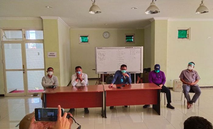 Temukan 37 Kasus Positif Covid-19, Pasar Keputran Surabaya Diliburkan Sepekan Temukan 37 Kasus Positif Covid-19, Pasar Keputran Surabaya Diliburkan Sepekan