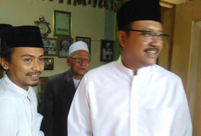 Ini Tanggapan Gus Ipul atas Pernyataan Cak Imin yang Larang Khofifah Maju Pilgub Jatim Ini Tanggapan Gus Ipul atas Pernyataan Cak Imin yang Larang Khofifah Maju Pilgub Jatim