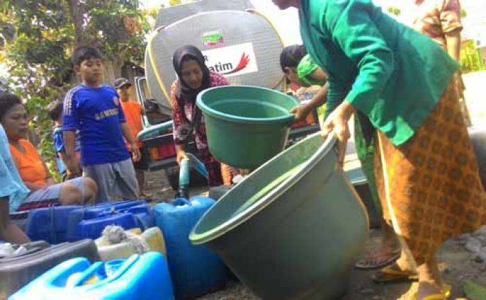 4 Kecamatan di Jombang Rawan Kekeringan, BPBD Mulai Droping Air Bersih 4 Kecamatan di Jombang Rawan Kekeringan, BPBD Mulai Droping Air Bersih