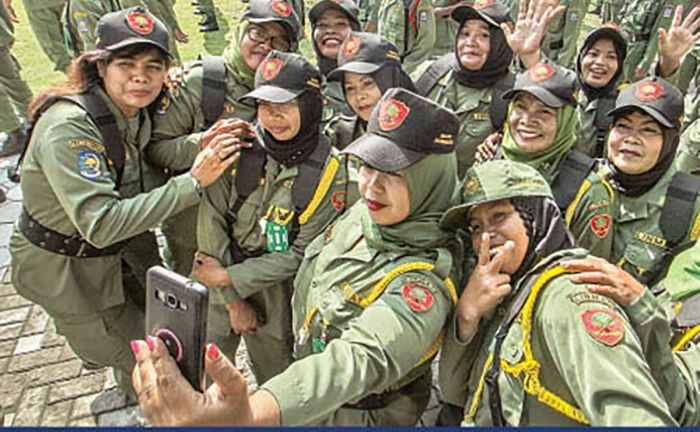 Satpol PP Kabupaten Pasuruan Anggarkan Rp6 Miliar untuk Seragam Linmas Satpol PP Kabupaten Pasuruan Anggarkan Rp6 Miliar untuk Seragam Linmas
