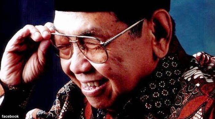 Penganugerahan Gelar Pahlawan Gus Dur dan Soeharto Ternyata Ditunda