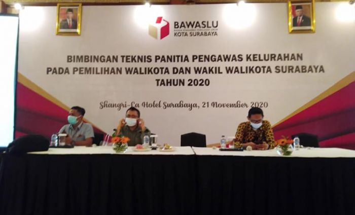 Jelang Pilwali, Bawaslu Surabaya Gelar Rapid Test dan Bimtek 154 Panwaskel se-Surabaya Jelang Pilwali, Bawaslu Surabaya Gelar Rapid Test dan Bimtek 154 Panwaskel se-Surabaya