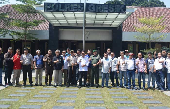 Jelang Pilkades dan Pilgub, Forkopimda Gresik Ajak Insan Pers Jaga Kondusivitas Jelang Pilkades dan Pilgub, Forkopimda Gresik Ajak Insan Pers Jaga Kondusivitas
