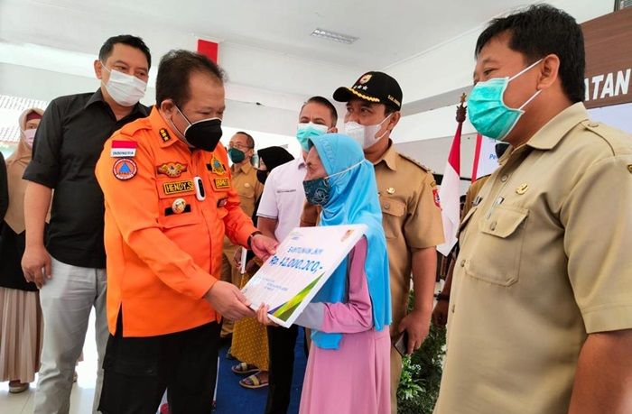 Jaga Transparansi Publik, Bupati Jember Akan Berlakukan Konsep Smart Village Jaga Transparansi Publik, Bupati Jember Akan Berlakukan Konsep Smart Village