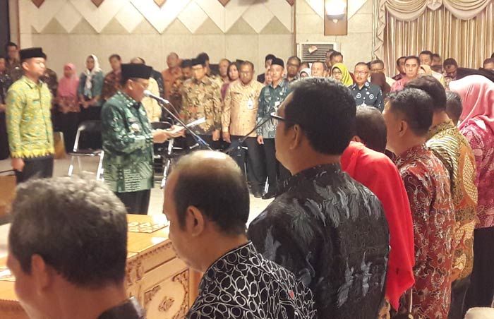 Pertahankan Hari di Inspektorat dan Agus di Dinkop, Kebijakan Sambari dalam Mutasi Dipertanyakan Pertahankan Hari di Inspektorat dan Agus di Dinkop, Kebijakan Sambari dalam Mutasi Dipertanyakan