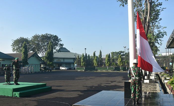 Tingkatkan Nasionalisme, Prajurit Korem 084/BJ Gelar Upacara Bendera Tingkatkan Nasionalisme, Prajurit Korem 084/BJ Gelar Upacara Bendera