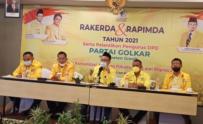 Rakerda, Golkar Gresik Targetkan 13 Kursi di Pemilu 2024 Rakerda, Golkar Gresik Targetkan 13 Kursi di Pemilu 2024
