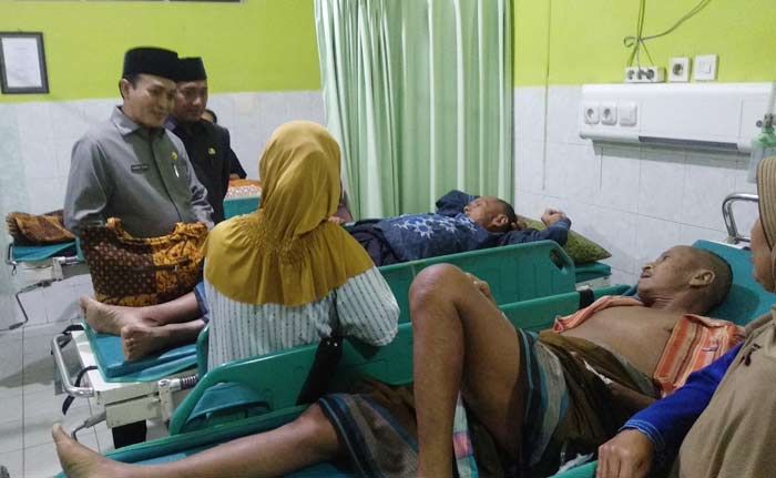Hari Pertama Ngantor, Bupati dan Wakil Bupati Pamekasan Sidak RSUD Slamet Martodjirjo Hari Pertama Ngantor, Bupati dan Wakil Bupati Pamekasan Sidak RSUD Slamet Martodjirjo