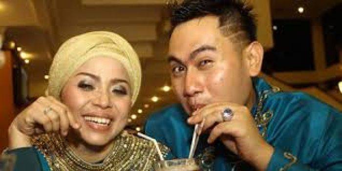 Setelah Minggat Bawa 4 Koper, Nassar Rujuk dengan Muzdhalifah Setelah Minggat Bawa 4 Koper, Nassar Rujuk dengan Muzdhalifah
