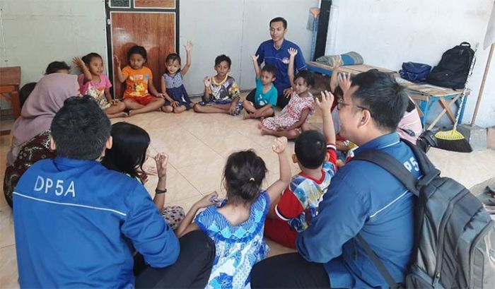 Pemkot Surabaya Terjunkan Tim Psikolog dan Konselor Dampingi Anak Korban Kebakaran