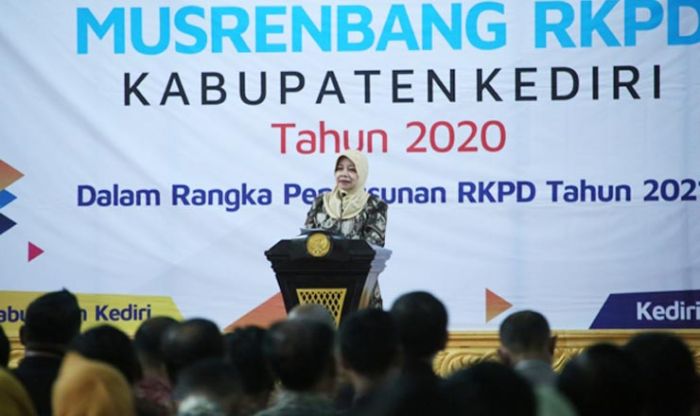 Pembangunan di Kabupaten Kediri Menunjukkan Tren Positif