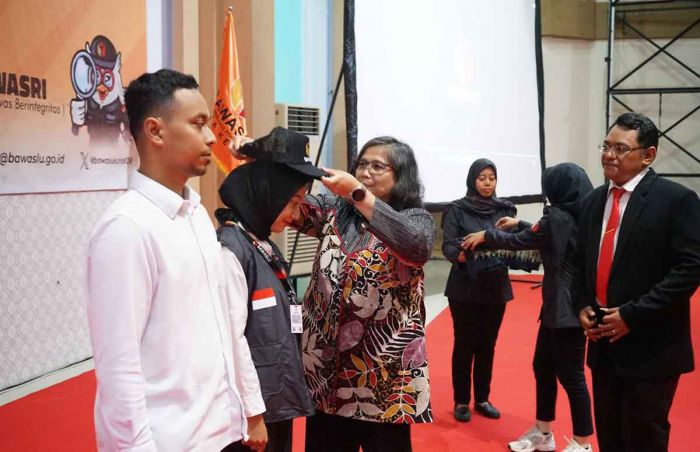 Pj Wali Kota Kediri Minta PTPS Jaga Integritas dan Profesionalitas dalam Pengawasan Pilkada 2024 Pj Wali Kota Kediri Minta PTPS Jaga Integritas dan Profesionalitas dalam Pengawasan Pilkada 2024