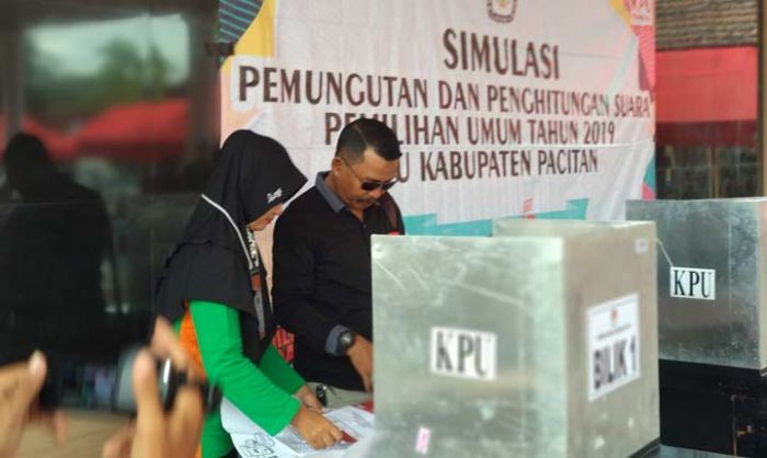 KPU Pacitan Gelar Simulasi Pemungutan Suara