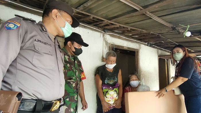 Terus Menebar Kebaikan, RGR Kediri Raya Salurkan Kasur untuk Lansia Terus Menebar Kebaikan, RGR Kediri Raya Salurkan Kasur untuk Lansia