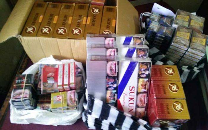 Polres Bojonegoro Ringkus Komplotan Spesialis Pembobol Toko Antar Provinsi Polres Bojonegoro Ringkus Komplotan Spesialis Pembobol Toko Antar Provinsi