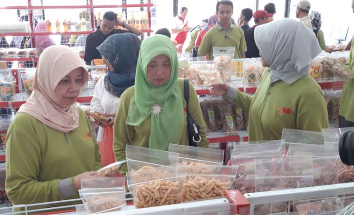 Pemkab Kediri Siapkan 2.400 ton Beras, Bantu Warga Terdampak Covid-19 Pemkab Kediri Siapkan 2.400 ton Beras, Bantu Warga Terdampak Covid-19