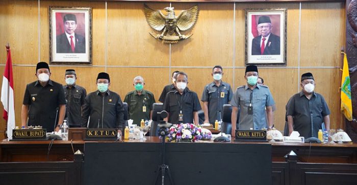 Bahas Kerja Sama Parkir, Komisi B DPRD Sidoarjo Diberi Waktu Satu Minggu Bahas Kerja Sama Parkir, Komisi B DPRD Sidoarjo Diberi Waktu Satu Minggu
