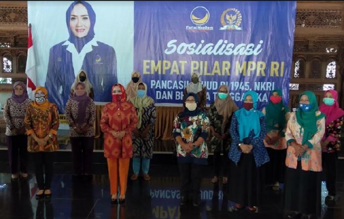 Anggota DPR RI Gelar Sosialisasi 4 Pilar Kebangsaan Anggota DPR RI Gelar Sosialisasi 4 Pilar Kebangsaan