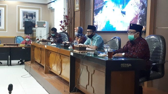 Dewan Minta Pemkab Lamongan Segera Siapkan Anggaran Penanganan Covid-19 Dewan Minta Pemkab Lamongan Segera Siapkan Anggaran Penanganan Covid-19