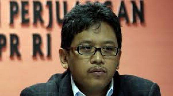 Giliran PDIP Serang KPK, Anggap Samad Kecewa Tak Jadi Wapres Giliran PDIP Serang KPK, Anggap Samad Kecewa Tak Jadi Wapres